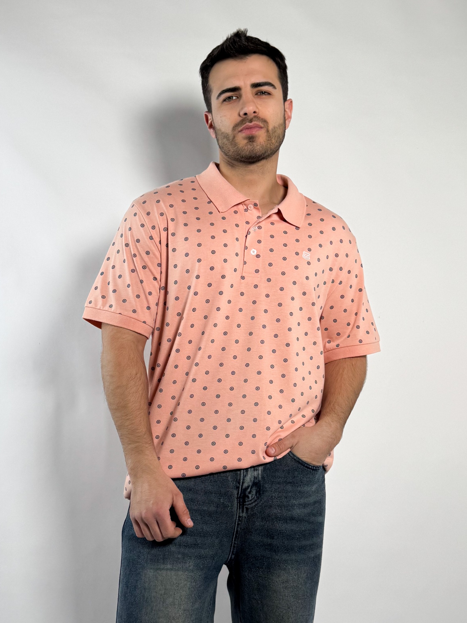 Remera polo de algodon estampada Darin 